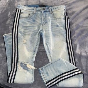 Men Tulones Blue Jean Pants w/ Black&Silver Stripe